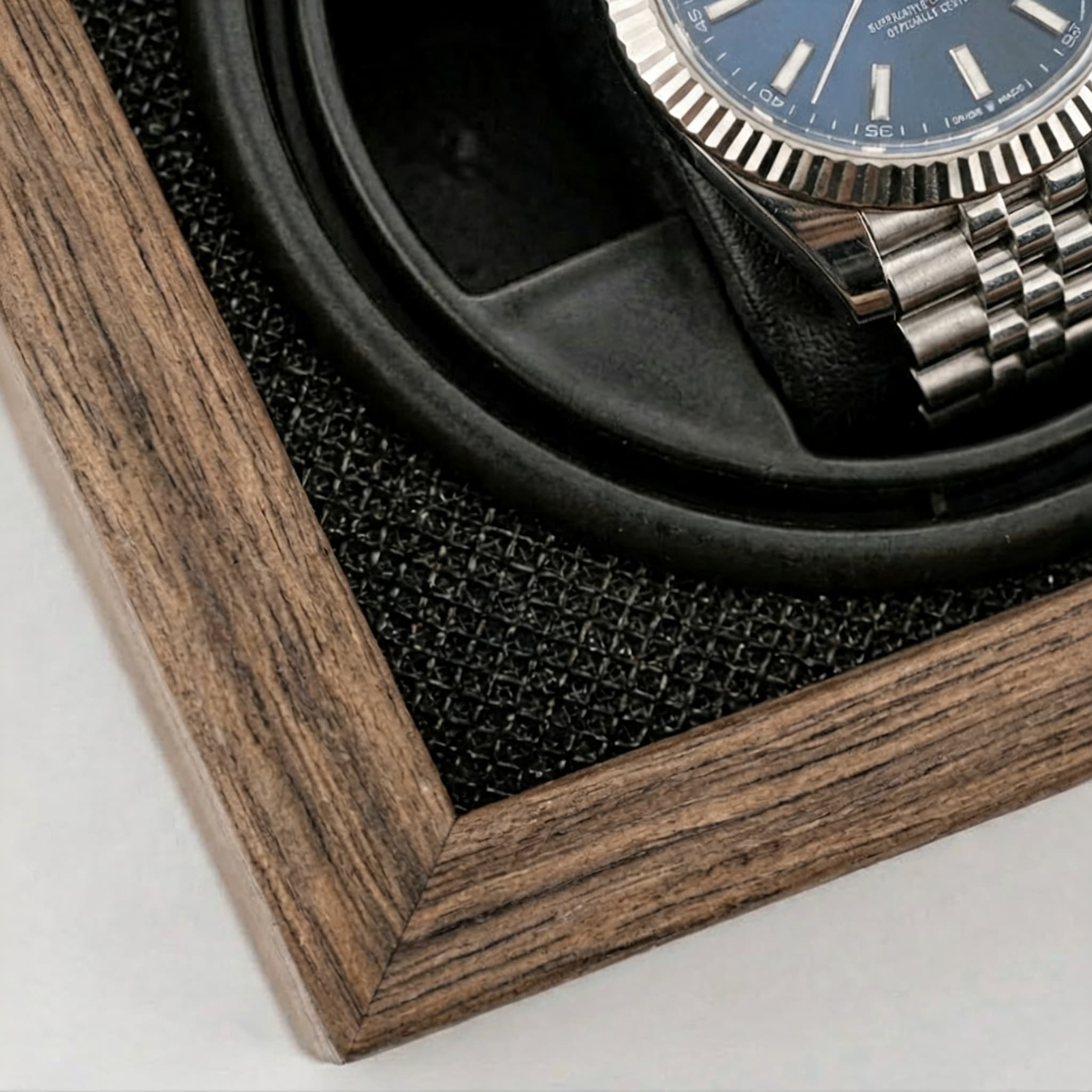 The Wooden Black Winder - 1 Slot My Store