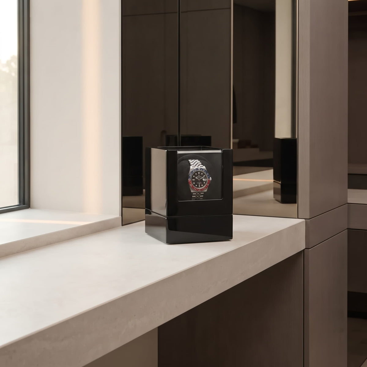 MW / 06 — AUREL BLACK